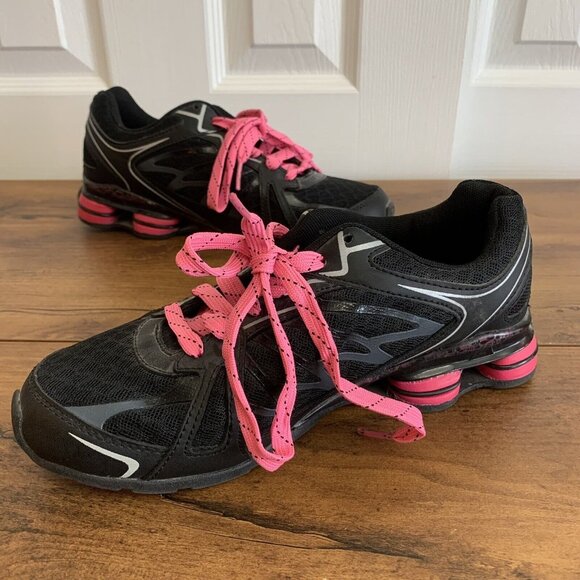 Avia Shoes - Womens Avia 7.5 Shock Absorbing Athletic Sneaker Shoe Kidcore Black Pink Shox